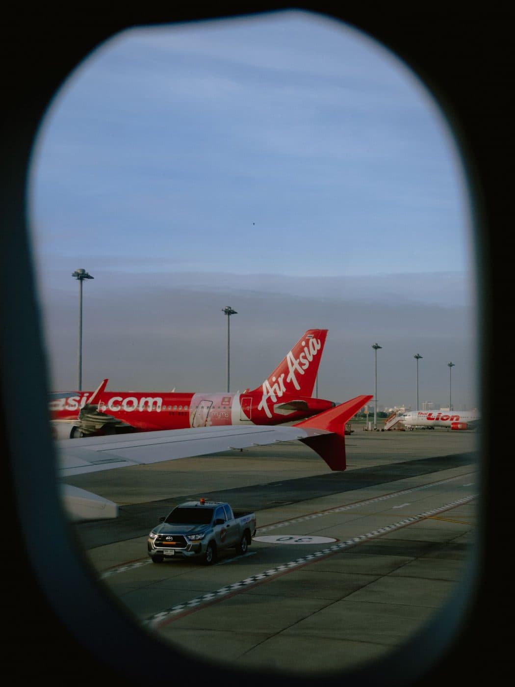 ドンムアン空港のエアアジア機
